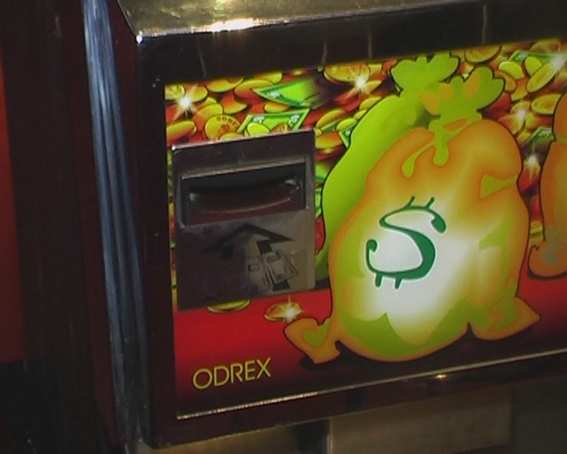 Почти в каждом районе города Луганска работают азартные игровые залы 